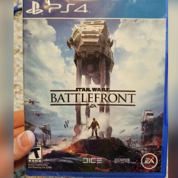 NWT Star Wars Battlefront PS4 Game